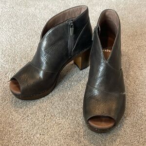 Dansko Open Toe Booties Bronze size 38